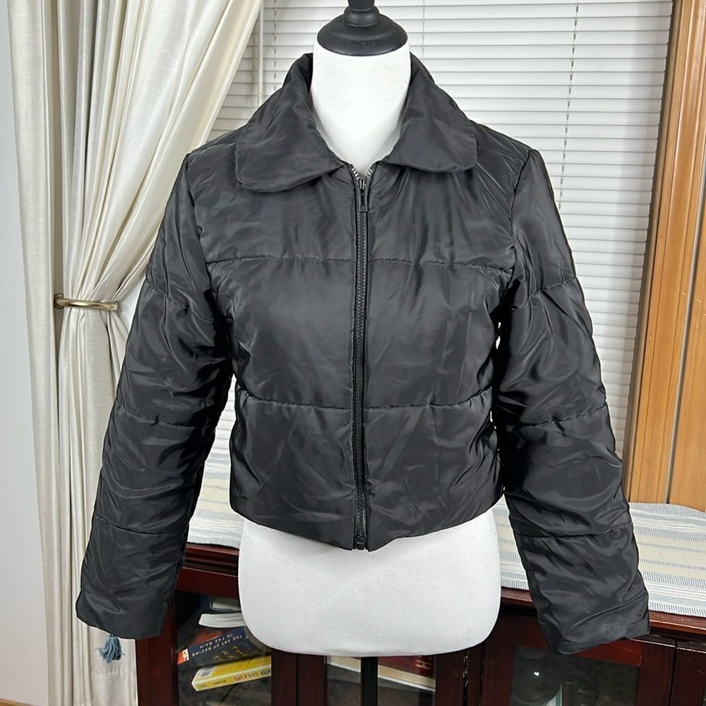 PrettyLittleThing Short Waisted Puffer Jacket Size 6
